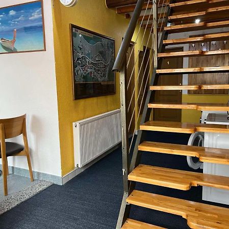 Guest House Faris Travnik Extérieur photo