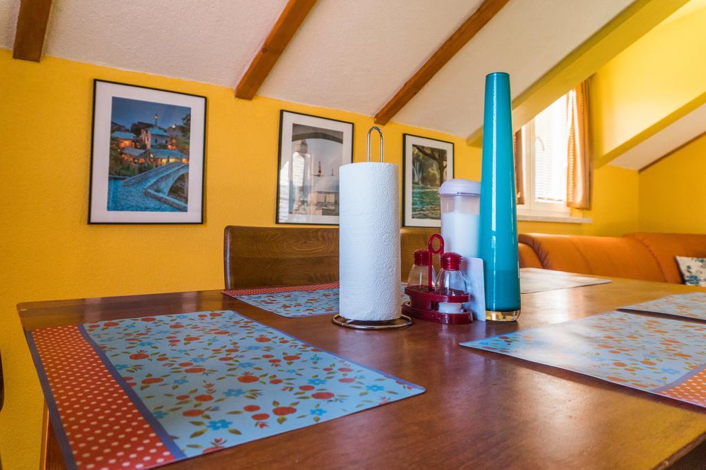 Guest House Faris Travnik Extérieur photo